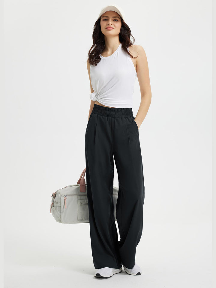 Damen Sporthose mit weitem Bein, UV-Schutz, flexibel & ideal für Bewegung.