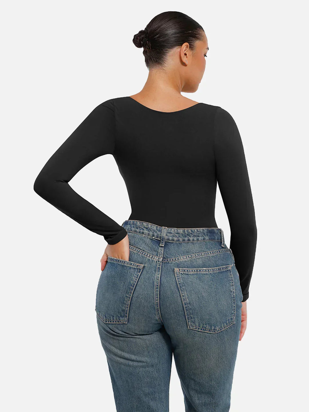 Figurformer Langarm Bodysuit für Damen, glättet und sorgt für eine ebenmäßige Optik.