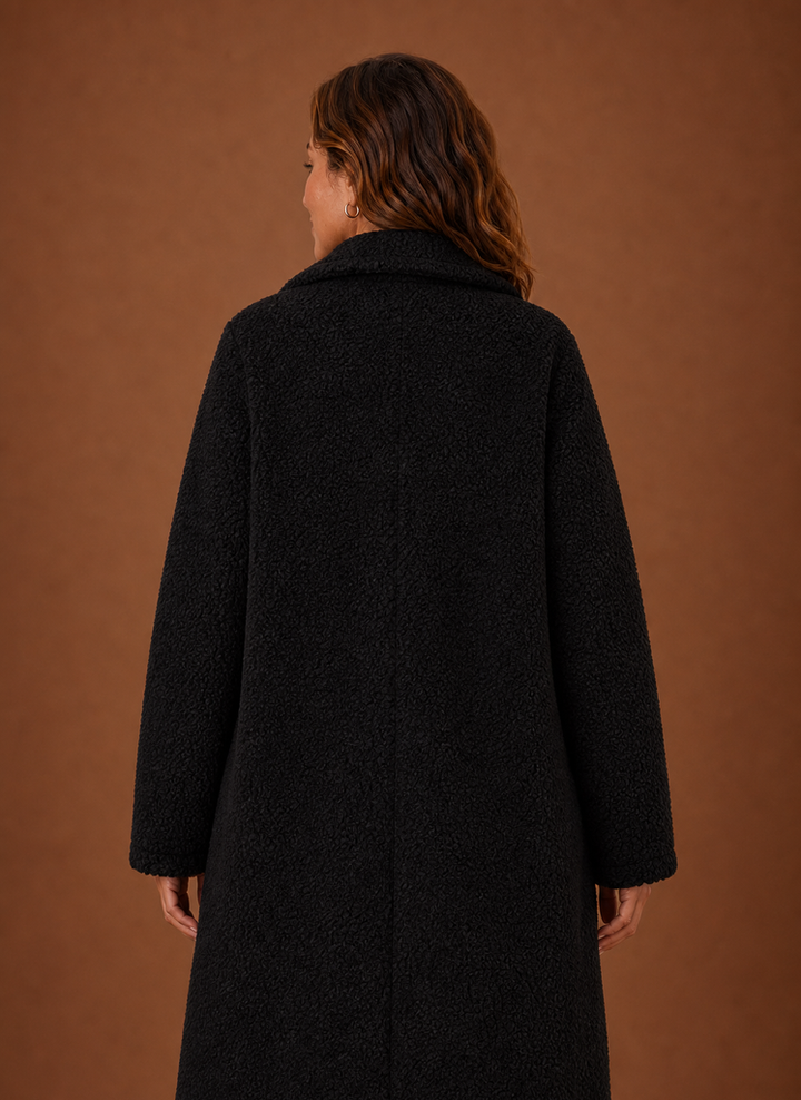 Moderner Damen Teddymantel, eleganter Zweireiher, weich & kuschelig, perfekt als Wintermantel für Frauen.