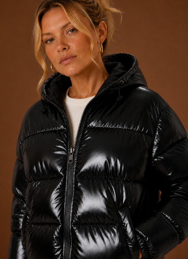 Gefaltete Oversized Steppjacke für Damen in Grün, stilvolle & warme Herbst/Wintermode.