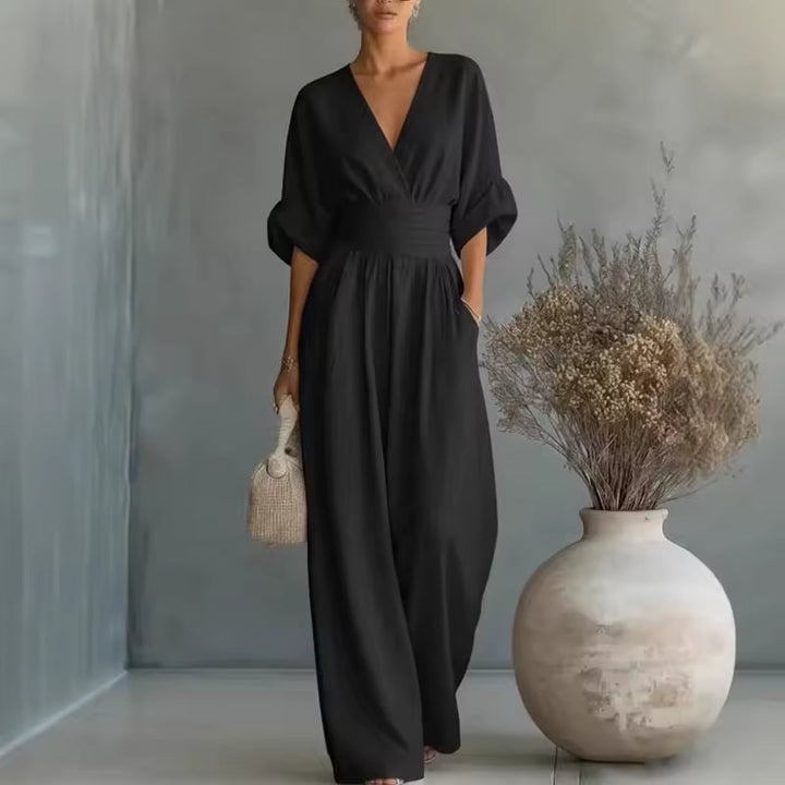 Vielseitiger Damen-Jumpsuit, eleganter Overall mit V-Ausschnitt und weitem Bein für Abend- oder Freizeitlooks.