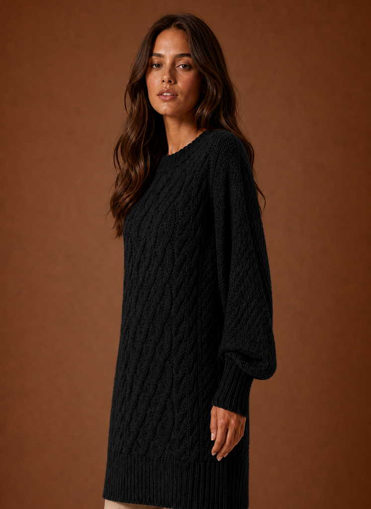Gemütliches Zopfmuster-Strickkleid für Damen, Oversized, mit stilvollen Details.