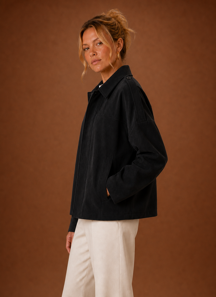 Trendige Damen Oversized Jacke in Marineblau, super bequem und ein stilvolles Statement-Piece.