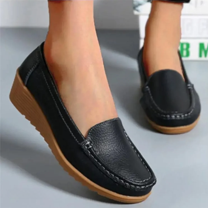 Komfortable Damen Orthopädische Slipper. Bequeme, rutschfeste Halbschuhe für Damen, ideal als leichte Freizeitschuhe.