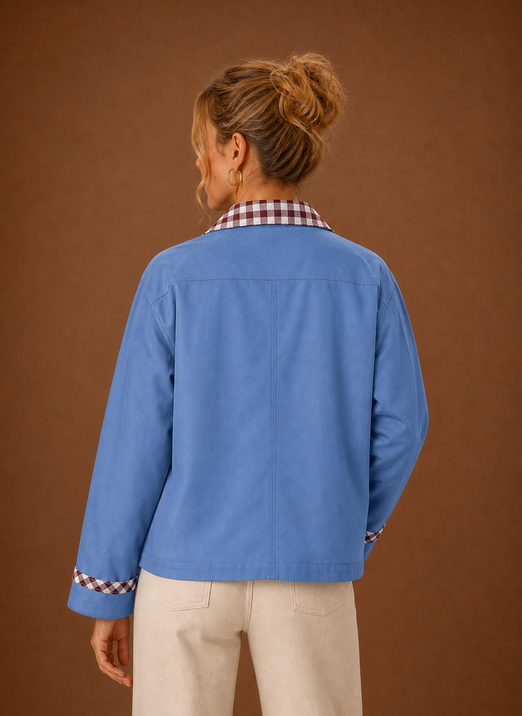 Lässige Damen Jacke im Fieldjacket-Stil, karierter Kragen, perfekt für Outdoor-Aktivitäten.