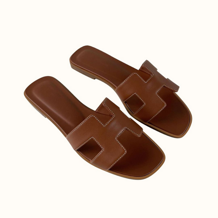 Damen Sommersandalen TrendySoft: Elegante Slipper, perfekt für bequeme und modische Sommeroutfits.
