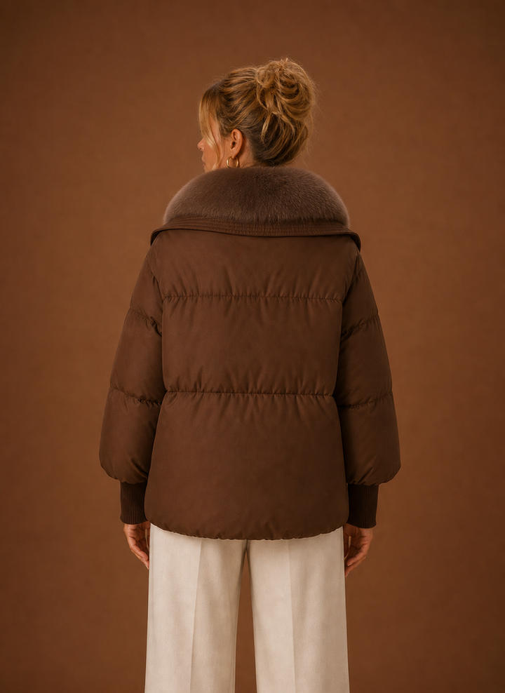 Stylischer Damenparka, moderne Winterjacke mit hohem Kragen für extra Kälteschutz.
