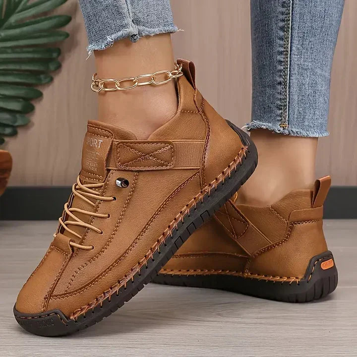 Ergonomische Komfortschuhe für Damen, federleicht, atmungsaktiv und rutschfest für besten Halt.