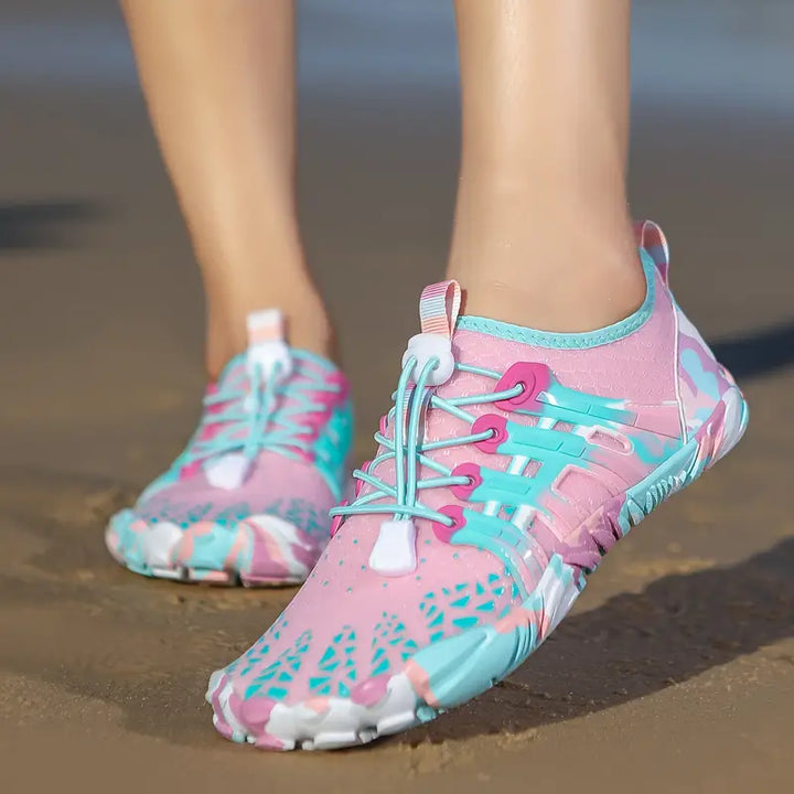 Flexible, bequeme Barfußschuhe für Damen. Sommerschuhe für maximalen Komfort bei Outdoor-Aktivitäten.