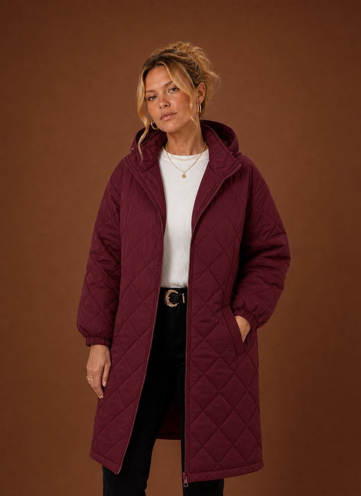 Damen Wintermantel, gesteppt mit Kapuze, ideal für Outdoor-Aktivitäten & Herbst/Wintermode.