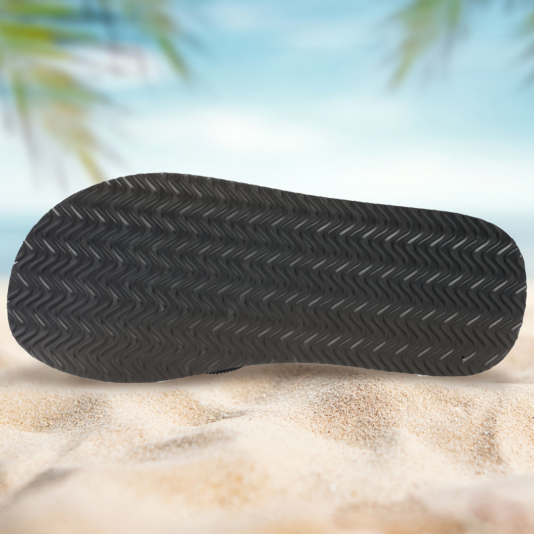 Klassische Herren Zehentrenner Sandalen. Stylische Flip-Flops für Männer am Strand oder im Urlaub.