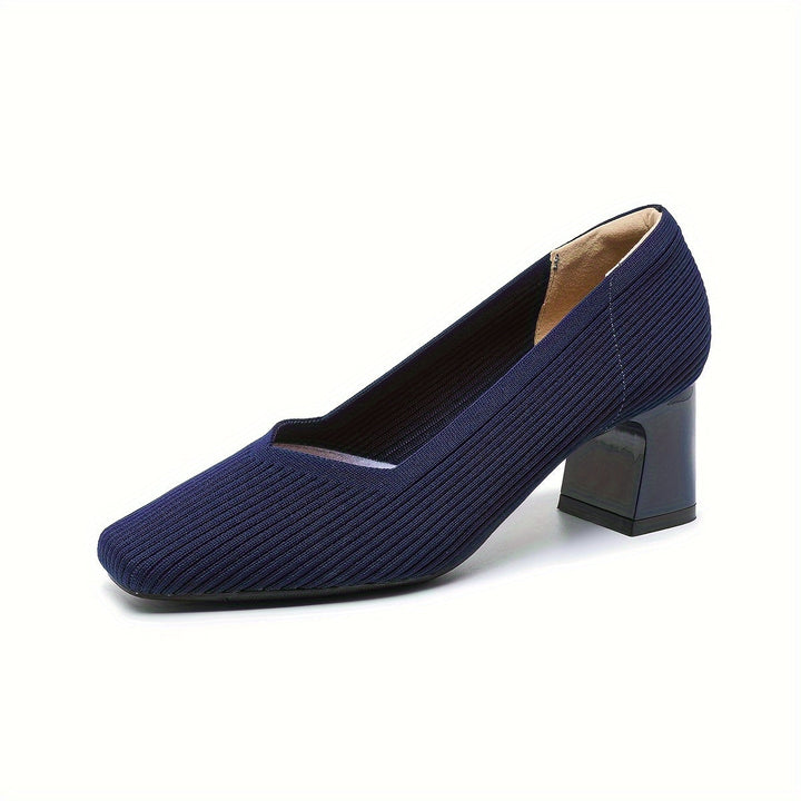 Frauenmode: Schwarze Damen Pumps, Blockabsatz, Stretch für bequemen Halt. Ideal als Businessschuh.
