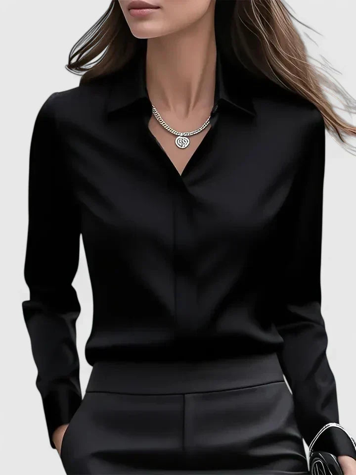 Elegantes Damen Langarmtop in Marineblau, vielseitig für Business und Freizeit. Zeitloses Basic Shirt.