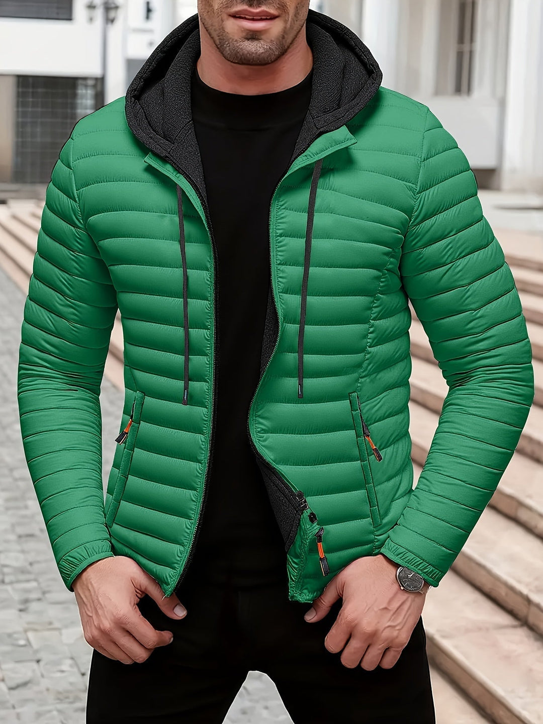Herren Steppjacke mit Kapuze, warm und stilvoll, ideal für Winter & Freizeitaktivitäten.