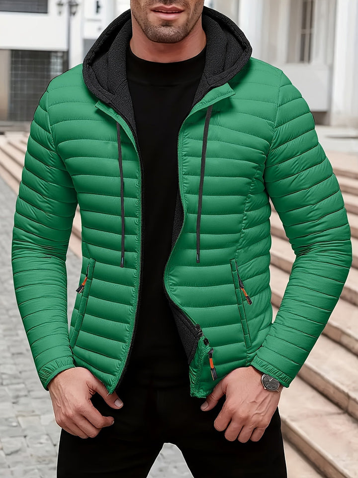 Herren Steppjacke mit Kapuze, warm und stilvoll, ideal für Winter & Freizeitaktivitäten.