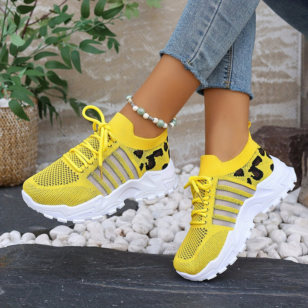 Bequemer & leichter Damen Sneaker Ronja, schwarz, ideal für den aktiven Lebensstil.