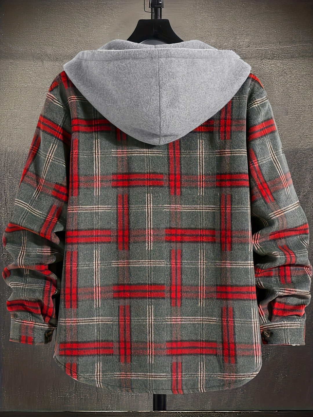 Stilvolle karierte Herren Hemdjacke mit Kapuze. Modische Langarm-Jacke, perfekt für den Lagenlook im Herbst.