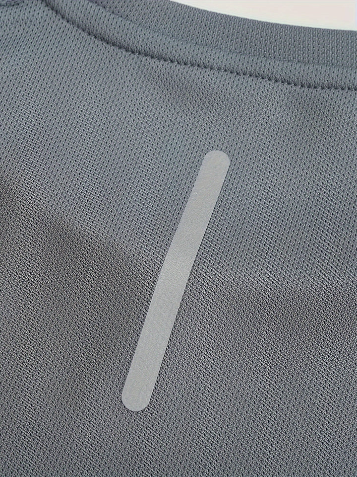 Funktionsshirt für Herren: Leichtes, atmungsaktives Sport T-Shirt für intensive Workouts.