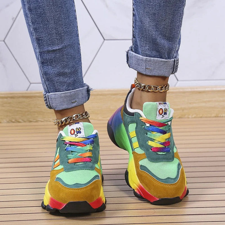 Bequeme orthopädische Damen Alltags-Sneaker Zoë mit Dämpfung für schmerzfreie Fussgesundheit & Gehkomfort.