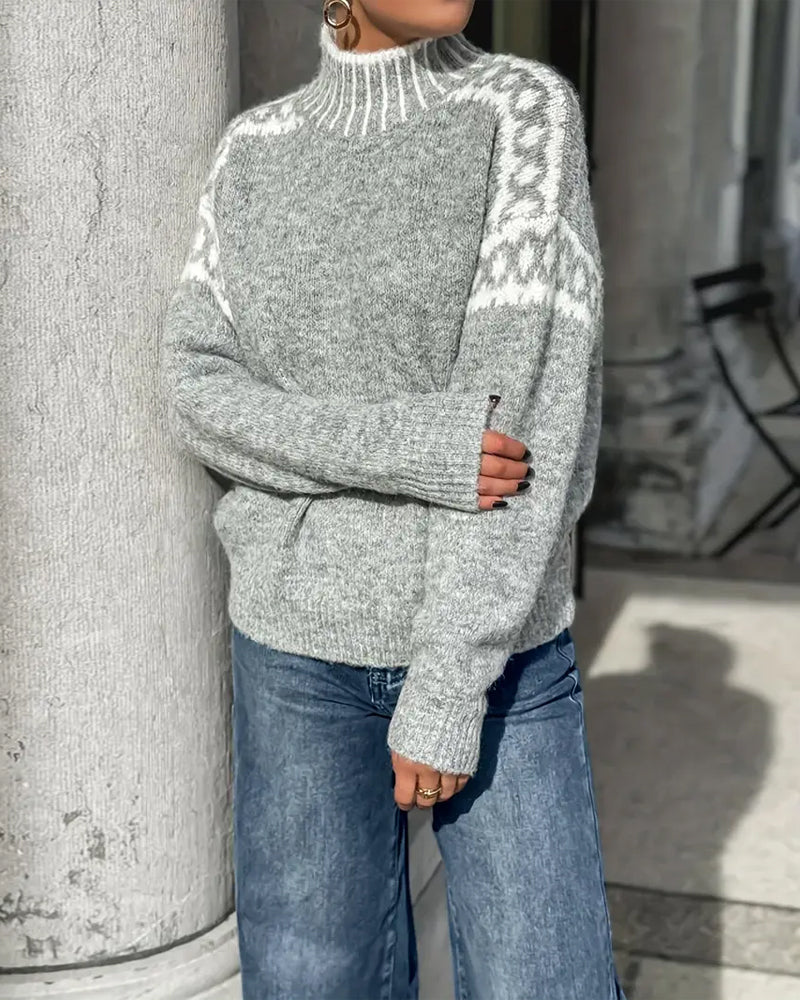 Eleganter grauer Damen Strickpullover mit Norwegermuster. Hält warm & ist ein stilvolles Oberteil.