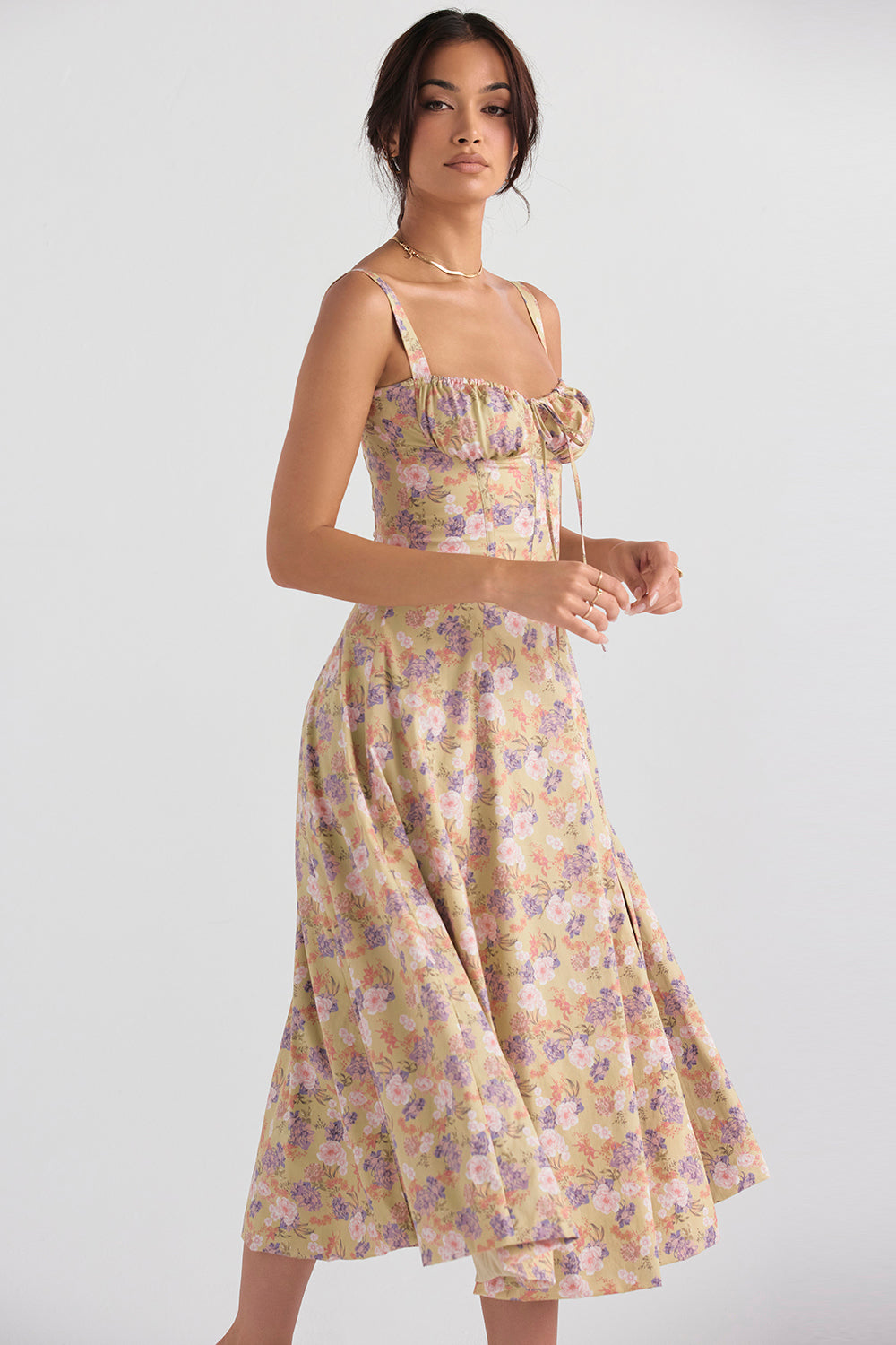 Partykleid Isabella: Feminines Bustierkleid mit Taillenshaper, perfekt für Sommerfeste.