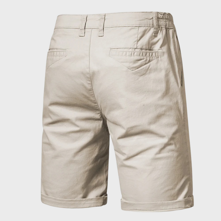 Lässige kurze Baumwollhose für Herren. Vielseitig für Urlaub, Sport & entspannte Freizeit.