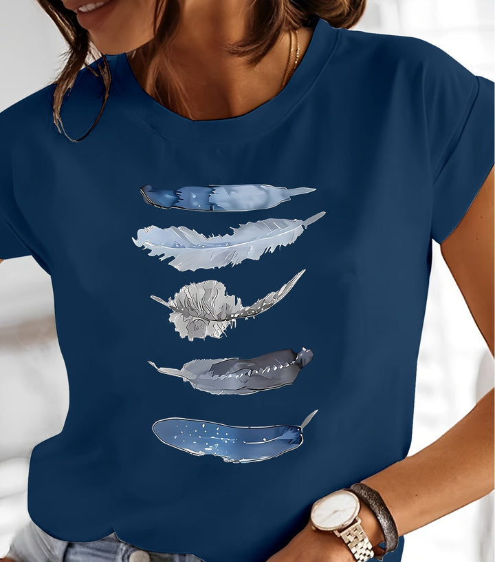 Künstlerisches Damen Kurzarm T-Shirt mit Feder-Motiv. Must-have für entspannte Tage & Sommer.