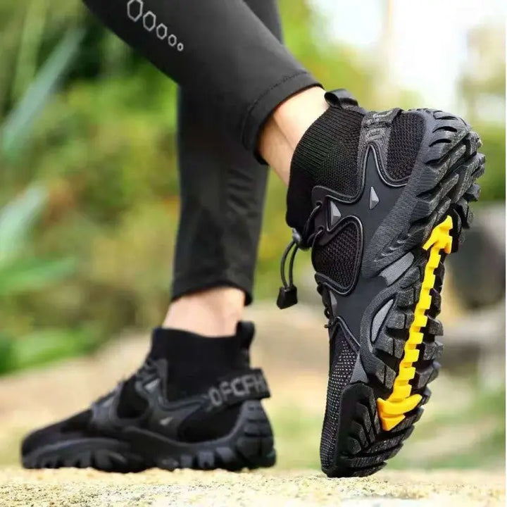 Grüne unisex Komfort-Wanderschuhe, Profilsohle für sicheren Halt im Gelände, orthopädisch.