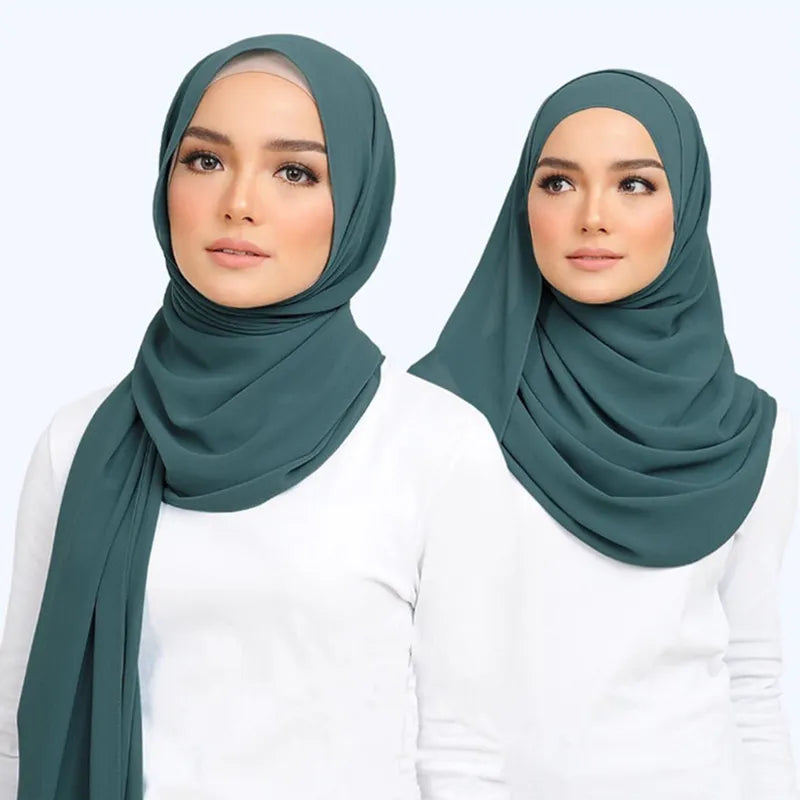 Hochwertiger Damen Chiffon Hijab Leilani. Dieser leichte Schal bietet Eleganz und Komfort den ganzen Tag.