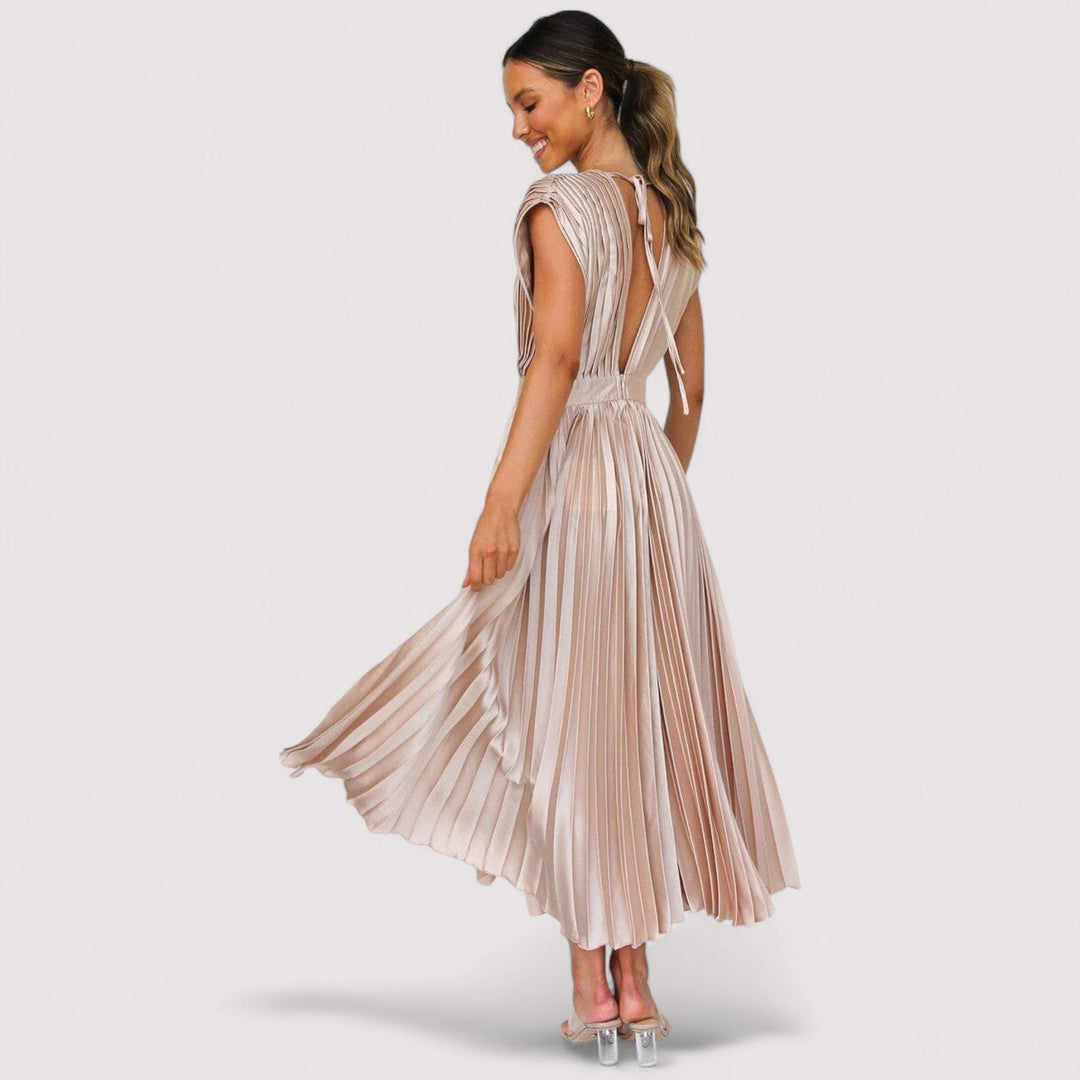 Bequemes Damen Plisseekleid, verstellbare Taille, perfekt für Freizeit & besondere Momente.