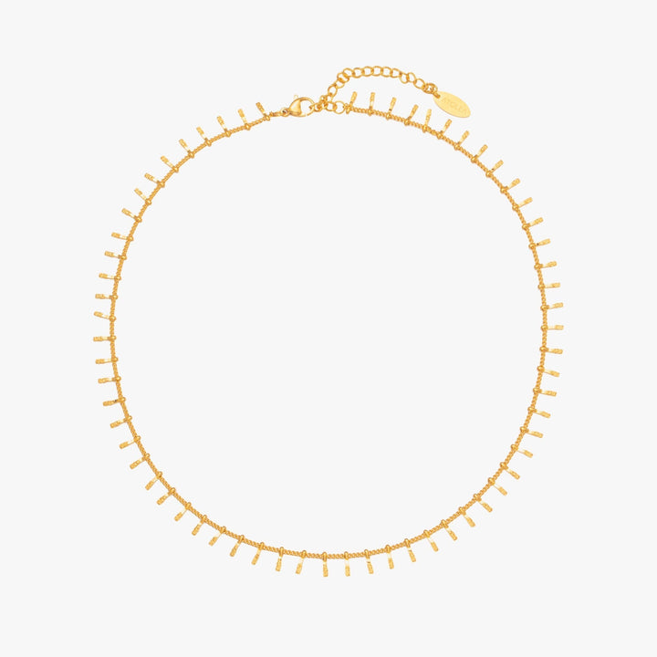 Wasserfeste Edelstahl Choker Halskette für Damen, verstellbar und hypoallergen, ideal für Alltag und Sport.