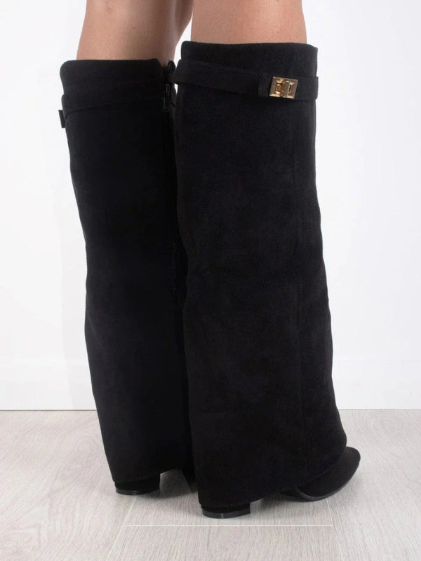 Modische Damen Kniestiefel, vielseitig kombinierbar. Stylisch durch den Herbst und Winter.