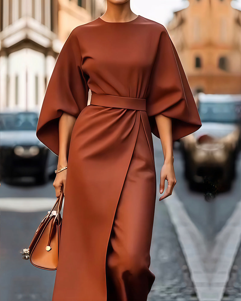 Modisches Damen Herbst Midikleid mit weiten Ärmeln und Gürtel, ideal für eine elegante Business- oder Freizeitgarderobe.