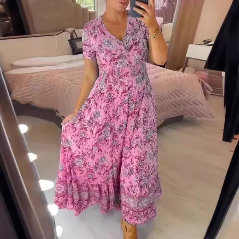 Fließendes Damen Herbstkleid mit V-Ausschnitt und schickem Blumenmuster, ideal als Freizeit- und Urlaubskleid.