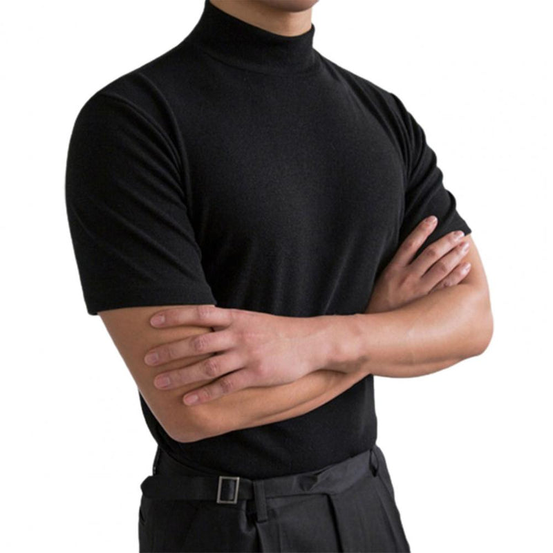 Komfortables unifarbenes Herren Basic Langarmshirt mit Rundhals und geradem Saum.