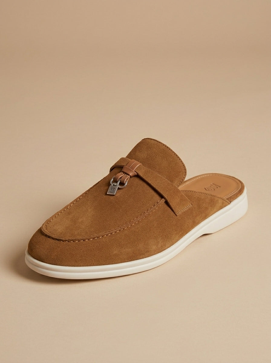 Stilvolle Herren Slipper: Casual Mules, ideal als Sommerschuhe & Freizeitschuhe für bequemen Tragekomfort.