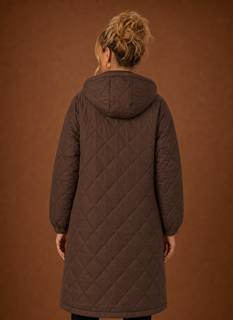 Damen Winter-Steppmantel mit Kapuze, ideal für Spaziergänge und Outdoor-Abenteuer bei Kälte.