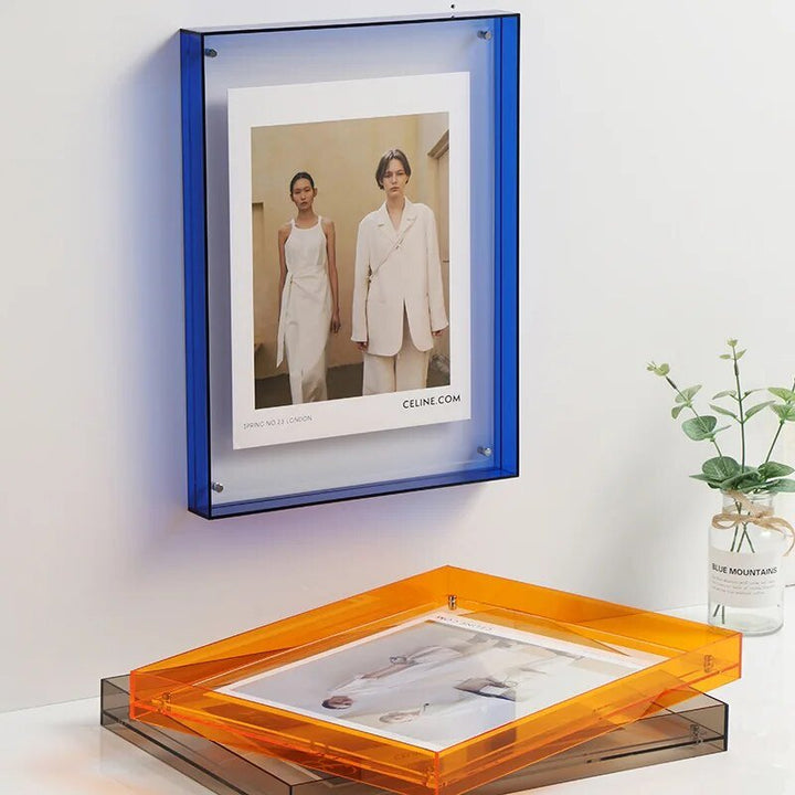 Geschenkidee: Bunter Acryl Bilderrahmen, transparent, für unvergessliche Momente.
