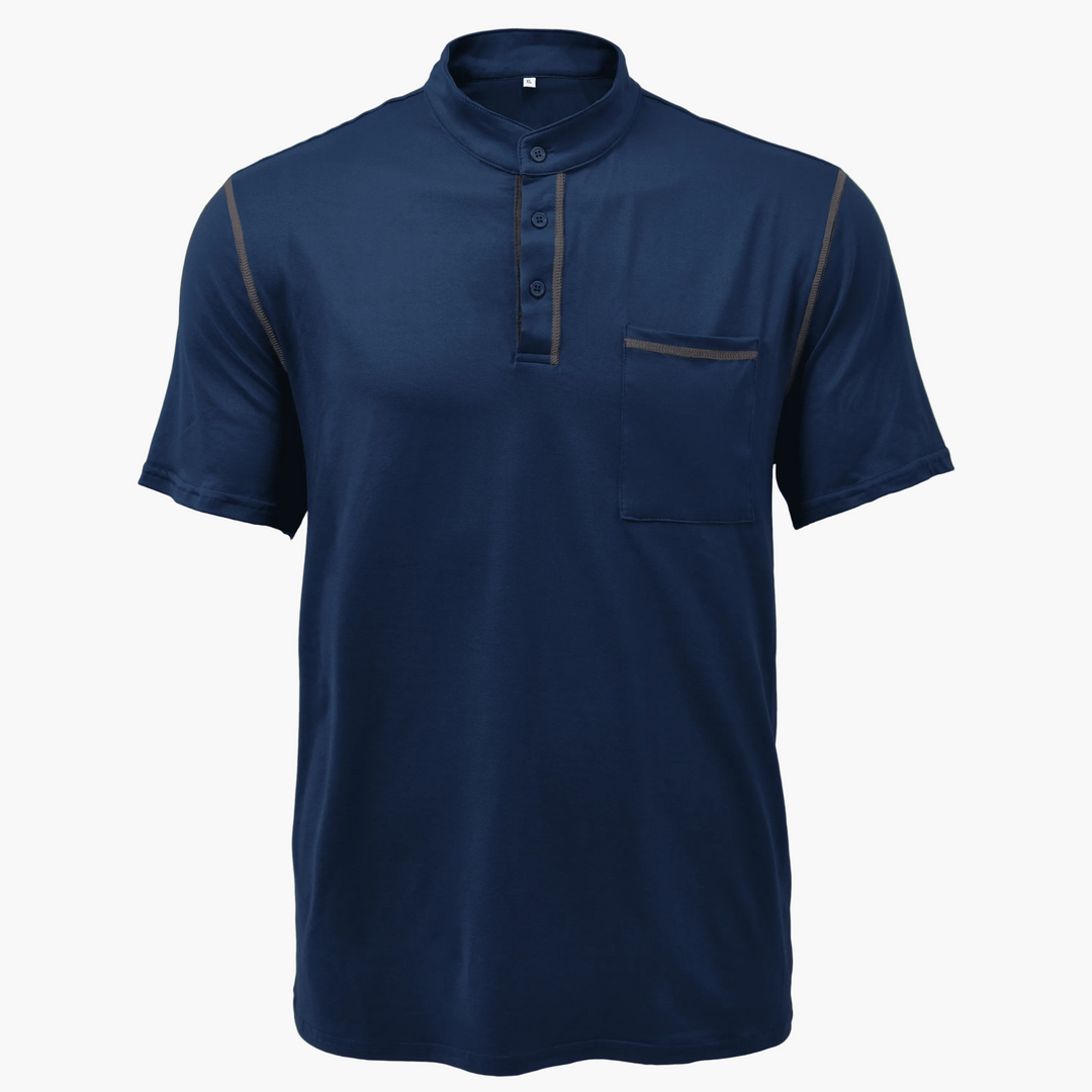 Detail des Herren Henley Shirts Kurzarm: Farbakzent an Knopfleiste/Kragen, hochwertig.