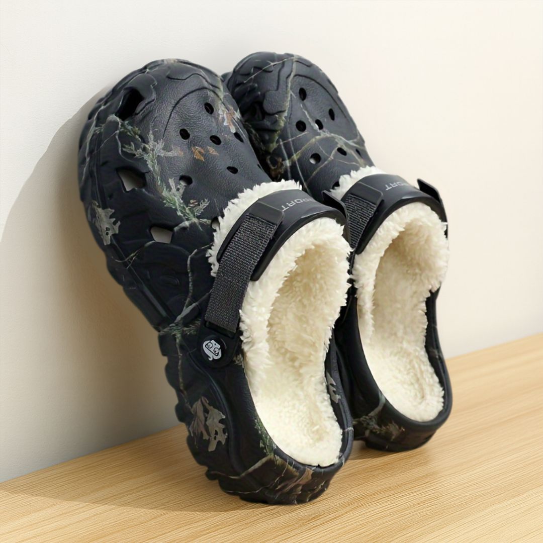 Warme, gefütterte Unisex Winterpantoffeln für Damen & Herren, ideal für gemütliche Stunden zuhause.