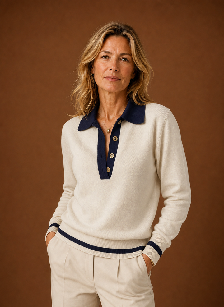 Cremefarbener Damen Polo-Pullover mit Knopfleiste, langärmlig, ideal für Herbst- & Wintermode.