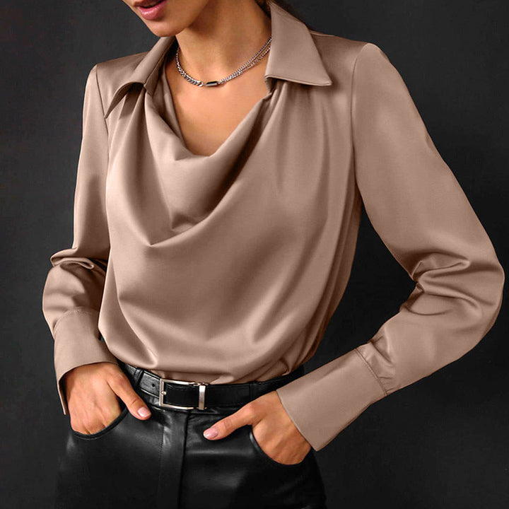 Vielseitiges Damen Oberteil mit Wasserfallkragen, langärmlig; für Business-Casual und Freizeit-Looks.