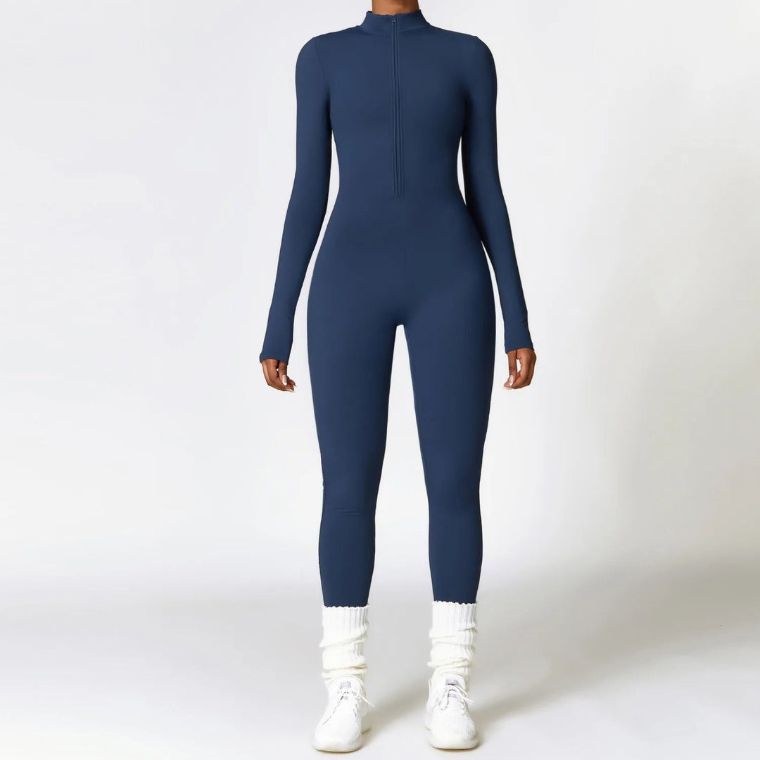Bequemer Damen Jumpsuit in Schwarz, Langarm-Design mit Reißverschluss und hohem Kragen.