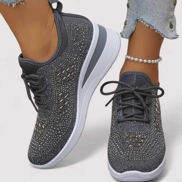 Moderne Glitzer-Sneaker für Damen, bequem und leicht, ideal für lange Tage.
