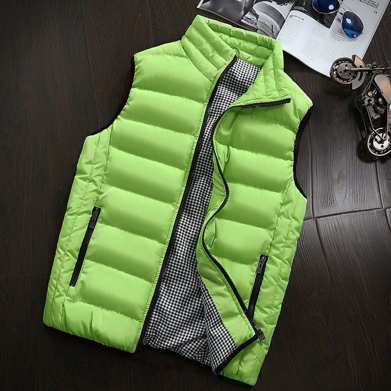 Funktionale Herrenweste Henrik, wasserabweisend & warm gefüttert. Ideal als Übergangsjacke für Outdoor-Aktivitäten.