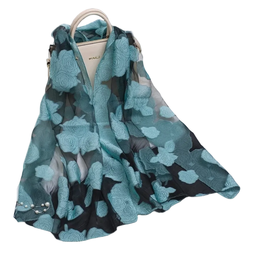 Moderner Damenschal mit floralen Mustern & Cut-Out-Details, ideales modisches Accessoire.