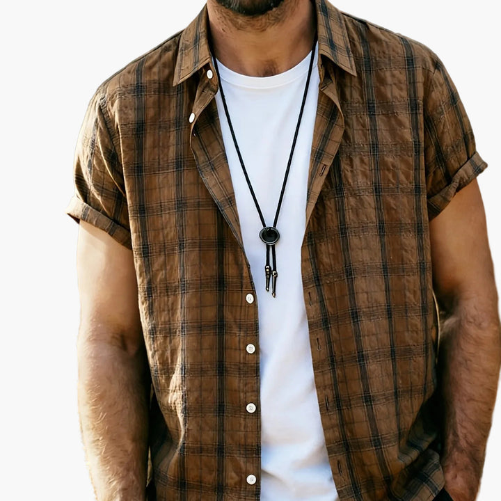 Herren Kurzarm-Karohemd, stilvolles Freizeithemd für den Sommer; moderne Herrenmode mit Karodesign.