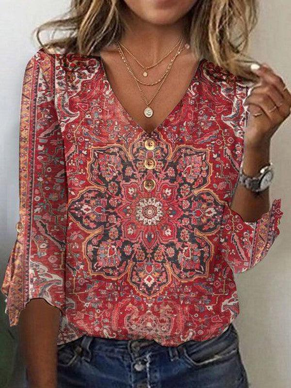 Bordeaux Damen Top mit V-Ausschnitt, 3/4 Ärmeln und modischem Druckmuster für Eleganz.