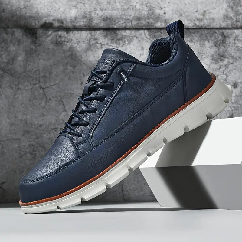 Herren Orthopädischer Sneaker, stylisch & bequem, ideal für Alltag und Freizeit.