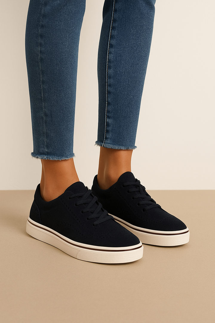 Atmungsaktive Damensneaker mit bequemer Flachsohle, Schnürschuhe perfekt für Alltag und Freizeit im Frühling.